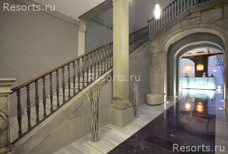 Petit Palace Opera Garden 7